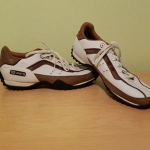 Mens size 12 Ecko Unlimited shoes.